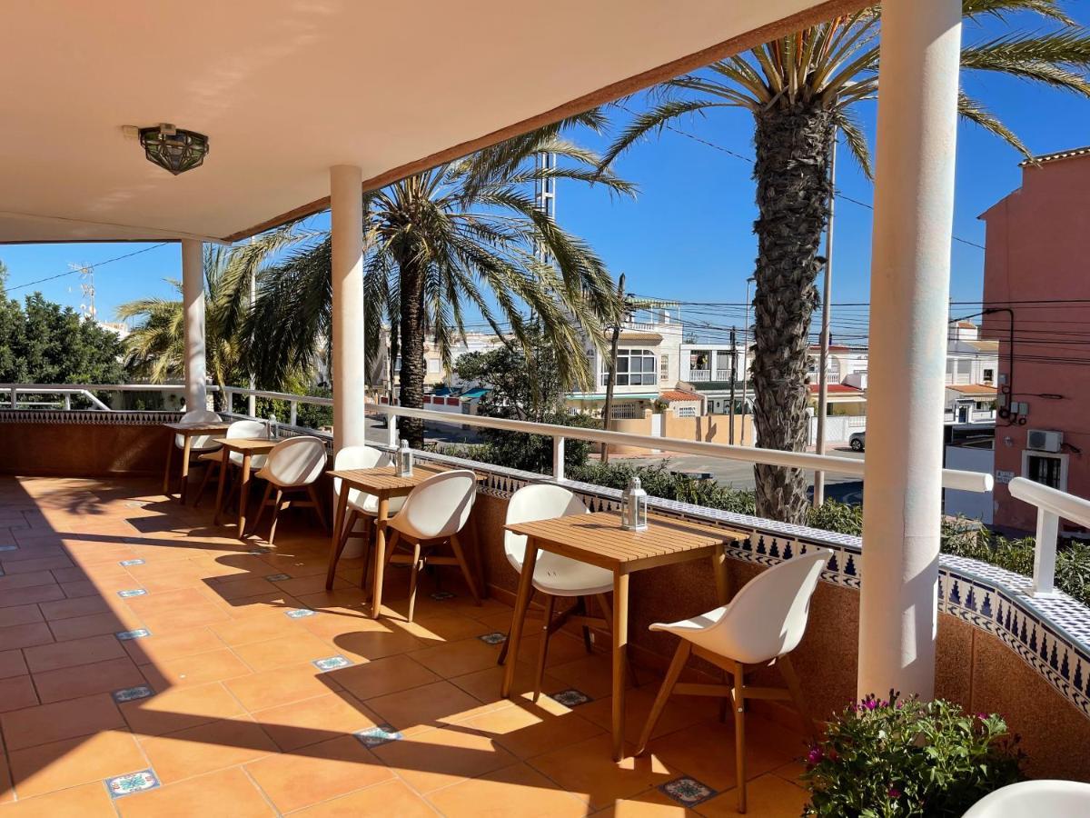 Anna'S Garden Bed & Breakfast Torrevieja Ngoại thất bức ảnh