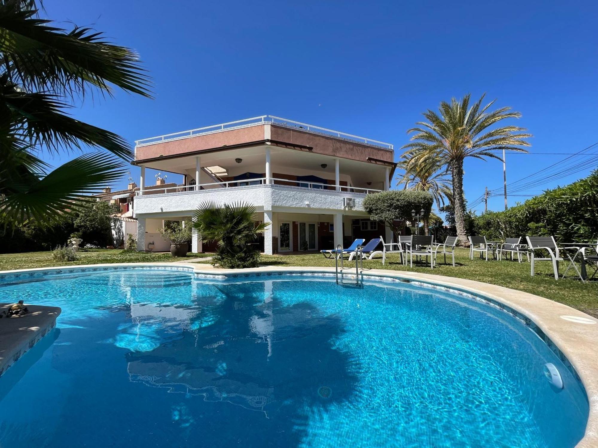 Anna'S Garden Bed & Breakfast Torrevieja Ngoại thất bức ảnh
