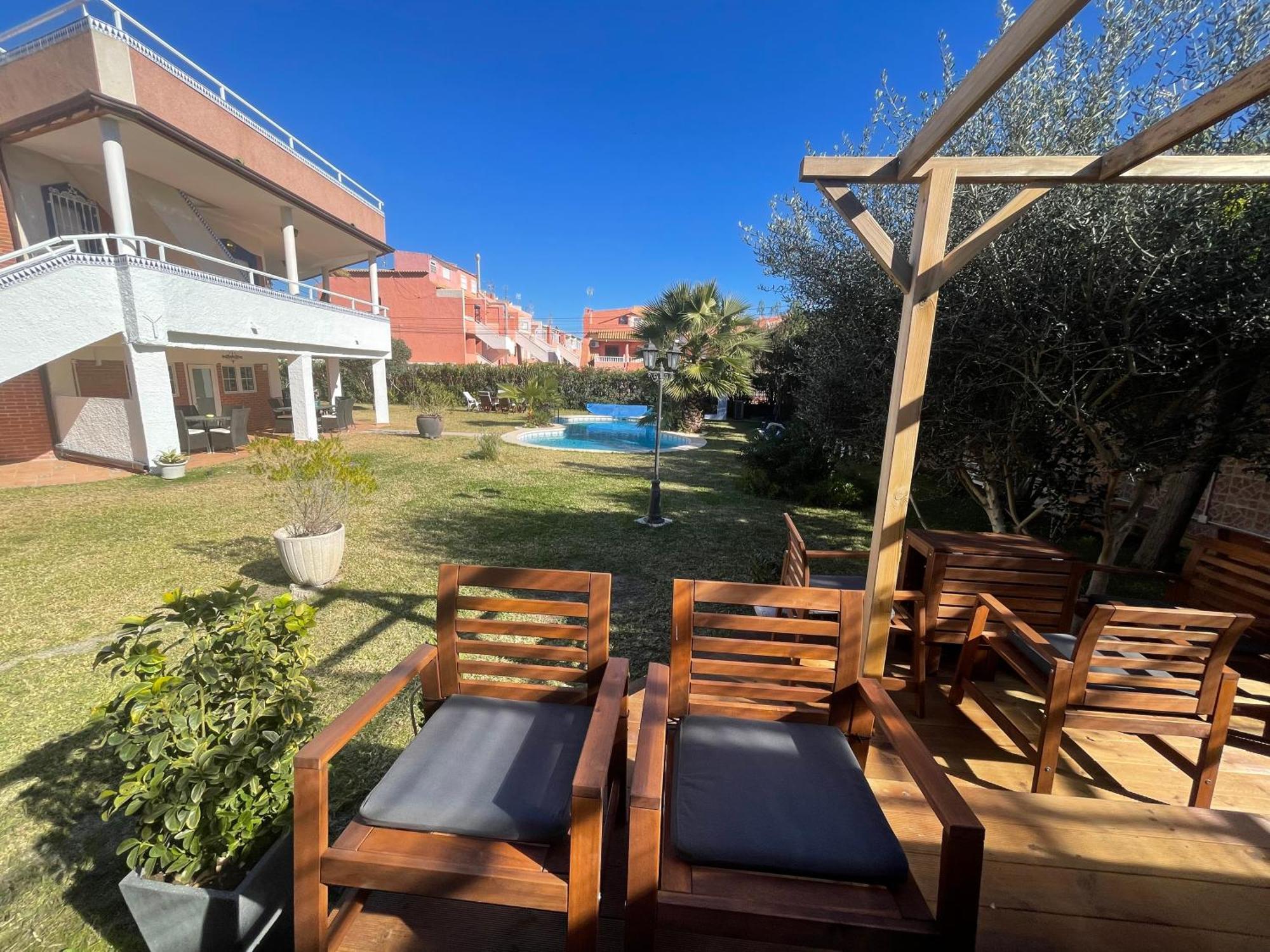 Anna'S Garden Bed & Breakfast Torrevieja Ngoại thất bức ảnh