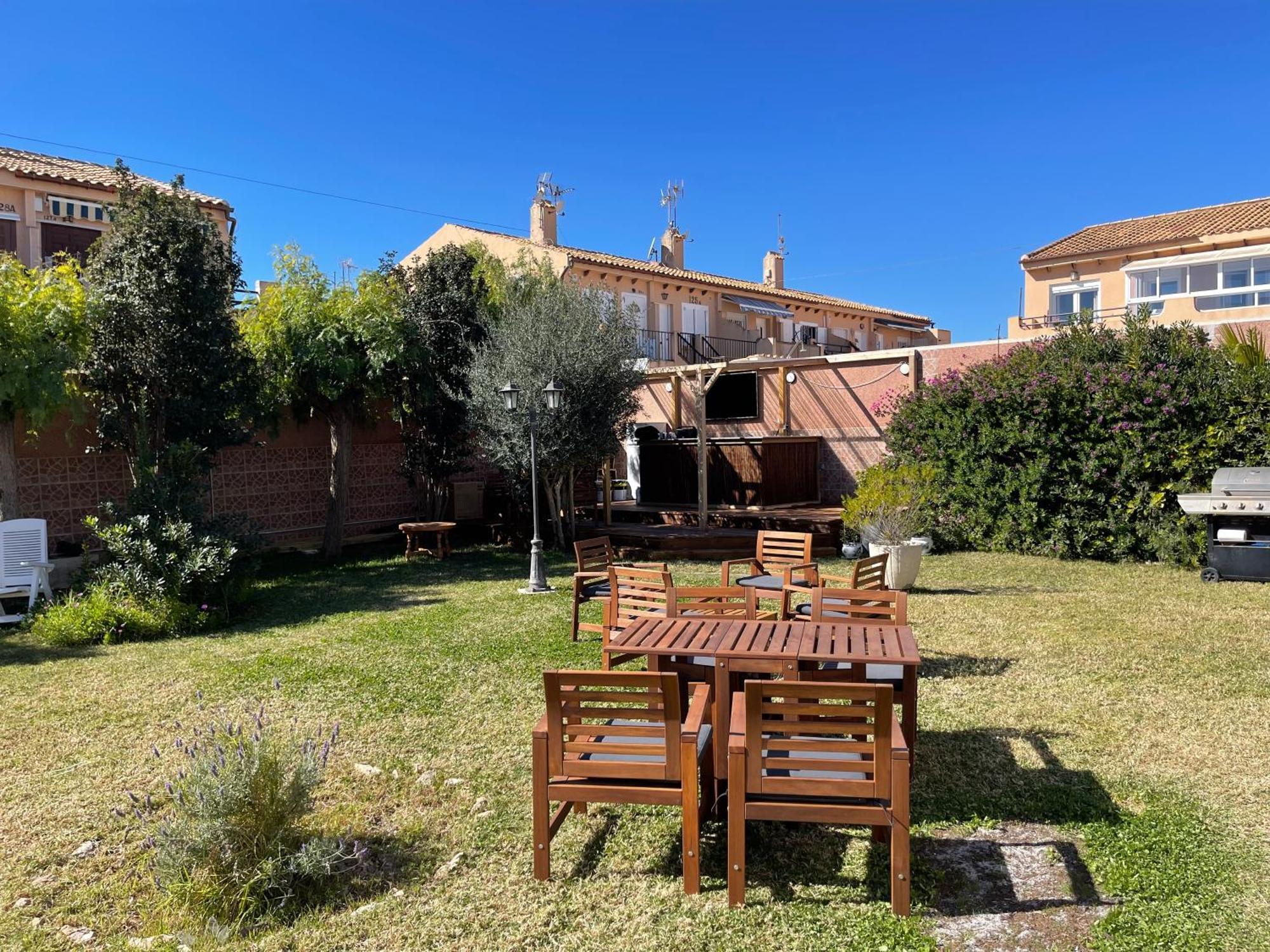 Anna'S Garden Bed & Breakfast Torrevieja Ngoại thất bức ảnh