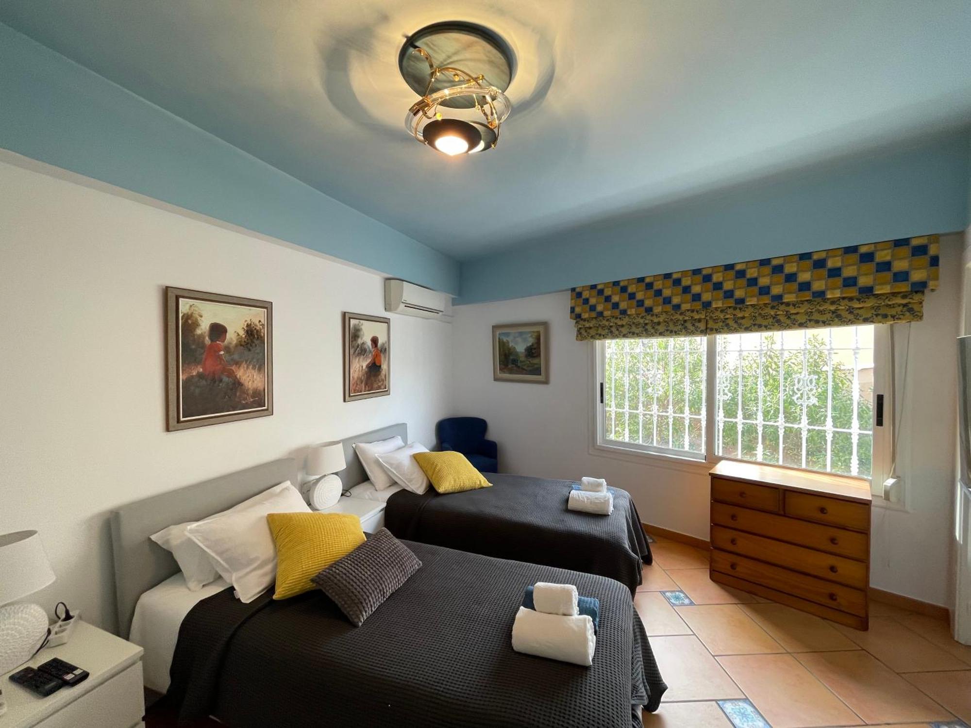 Anna'S Garden Bed & Breakfast Torrevieja Phòng bức ảnh