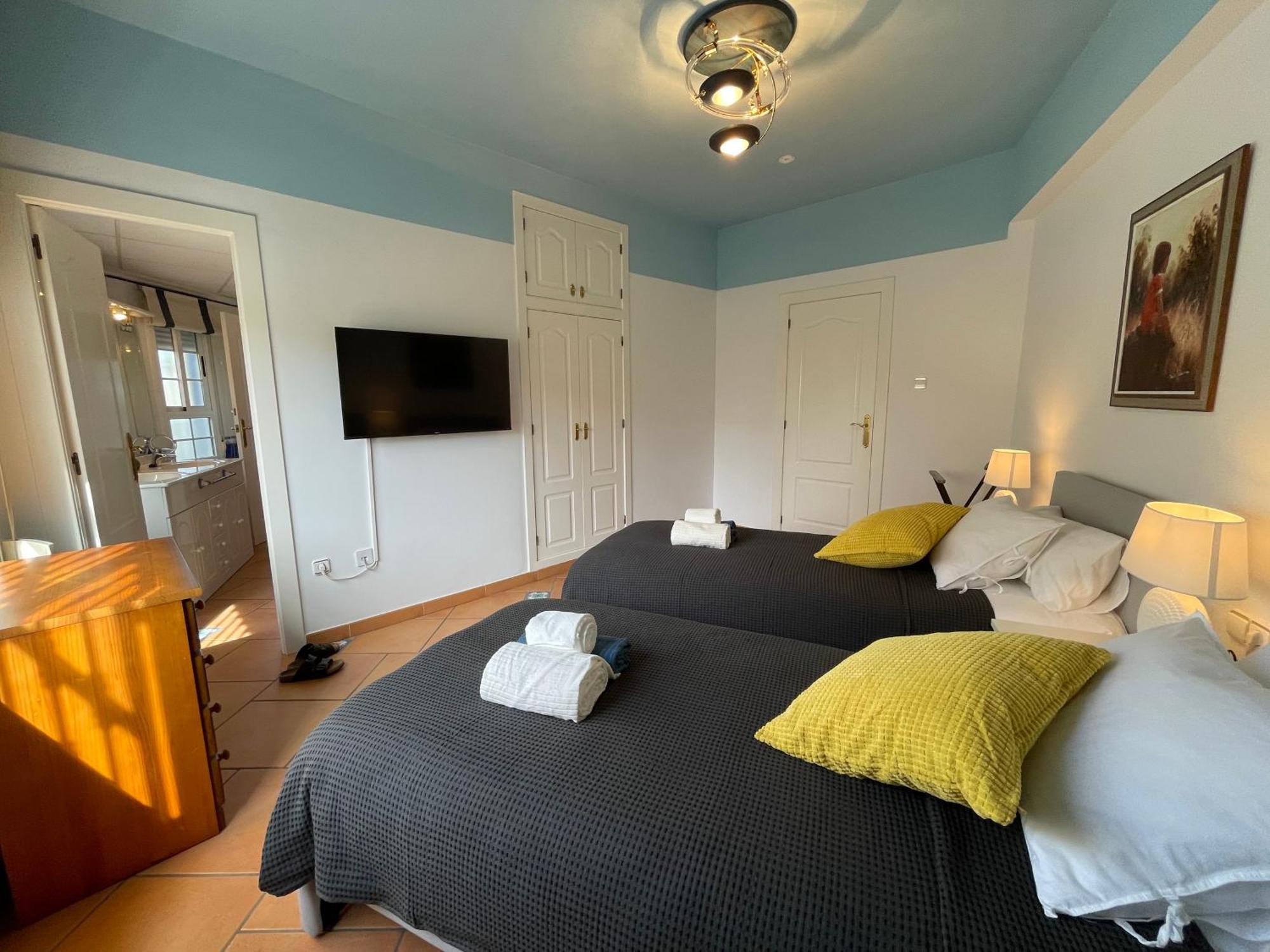 Anna'S Garden Bed & Breakfast Torrevieja Phòng bức ảnh